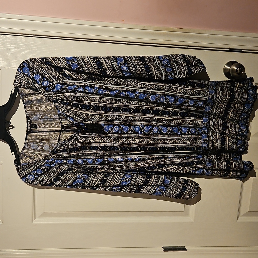 Express Black And Blue Medium Patterned Dress - image 4
